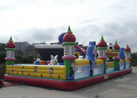 0.55mm Grubość nadmuchiwane Splash Park, nadmuchiwane Fun Park UV Protective Featuring