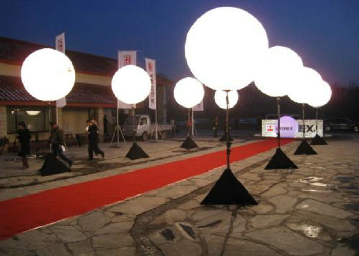 Balony podświetlane białym kolorem, nadmuchiwane dekoracje oświetleniowe o średnicy 1,5 m